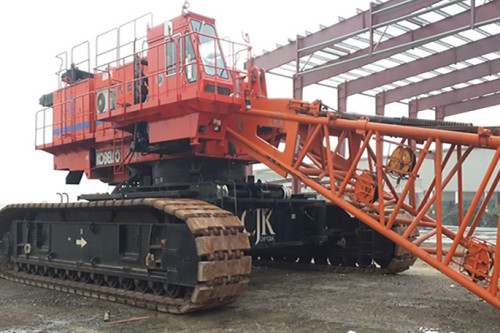 Kobelco 7450 Crane