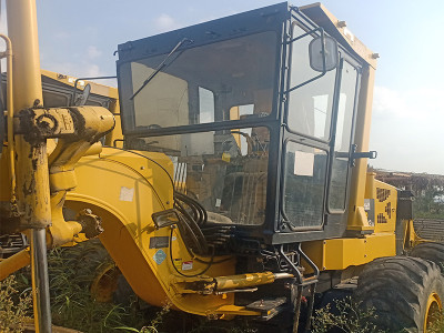Komatsu GD663A 1 Graders 06