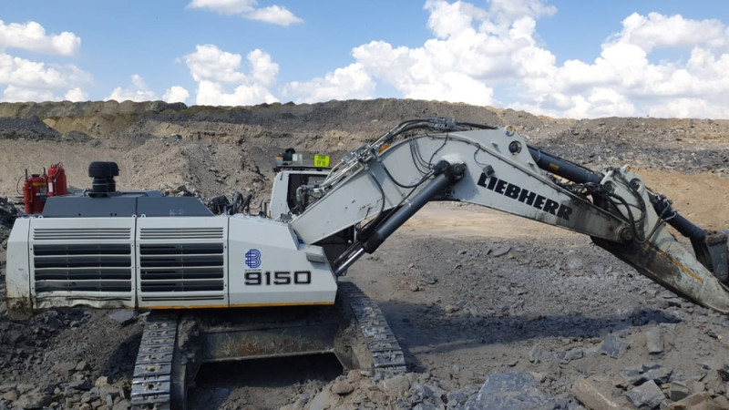 Liebherr 9150