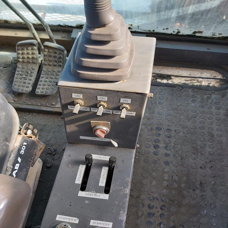 Hitachi EX-1800-2 - Image 14